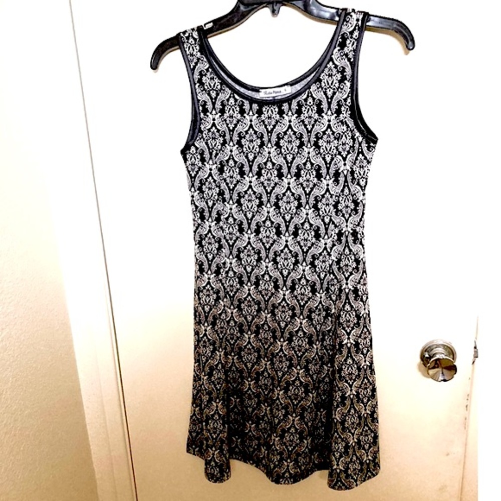 Sleeveless Jacquard Mini Dress